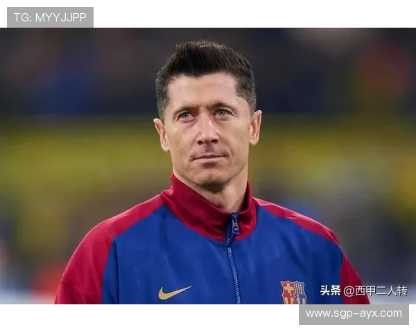 莱万支点＋弗里克高位：巴萨进攻新引擎