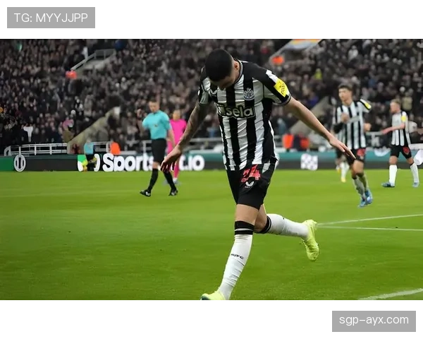 阿尔米隆状态回升助力球队，英超赛场表现抢眼