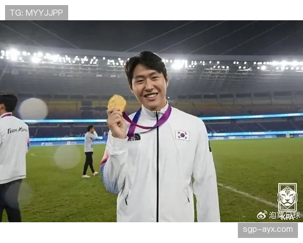 李刚仁盘带闪耀助球队夺新赛季首胜，表现稳健获赞